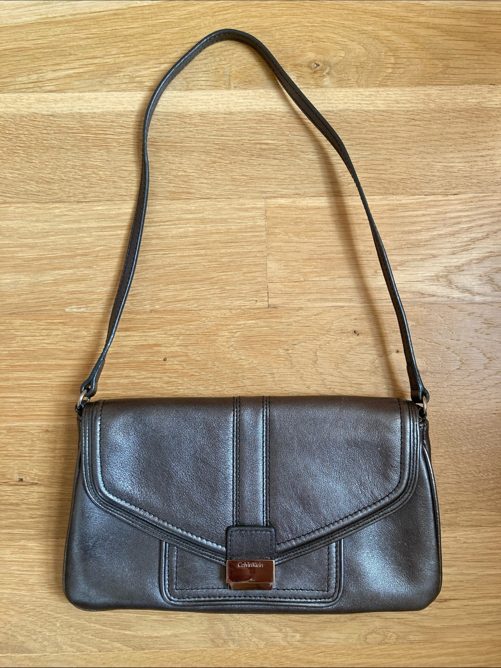 Calvin Klein Silver Leather Shoulder Bag Clutch